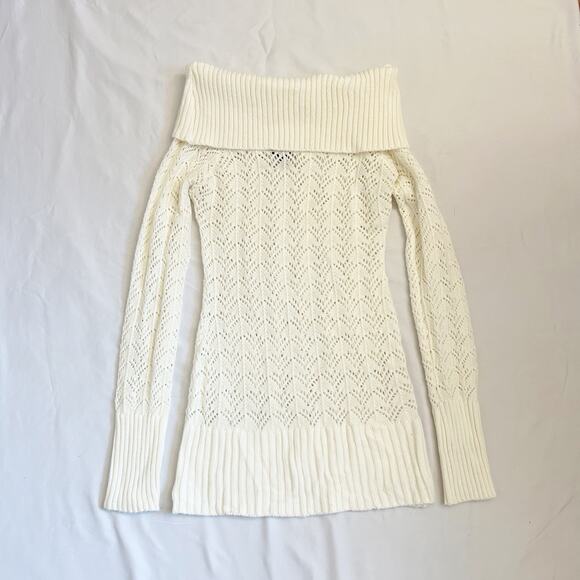 Off The Shoulder Knit Sweater - Picture 4 of 5